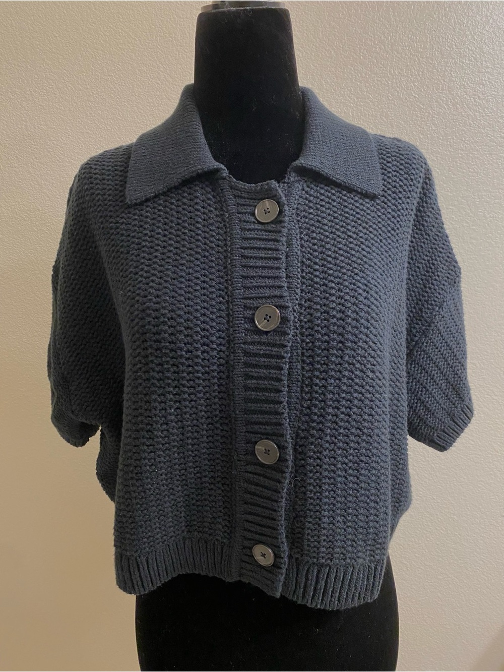 Banana Republic Black Cropped Cotton Short-Sleeve Button Knit Cardigan